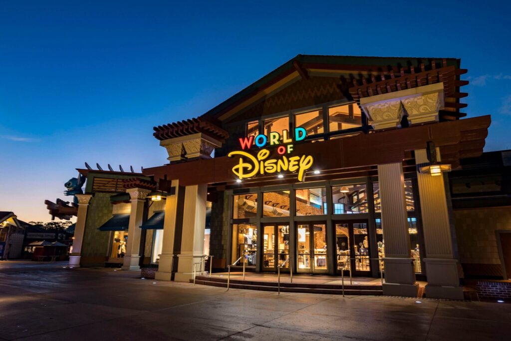 Visit The Disney Springs (1)